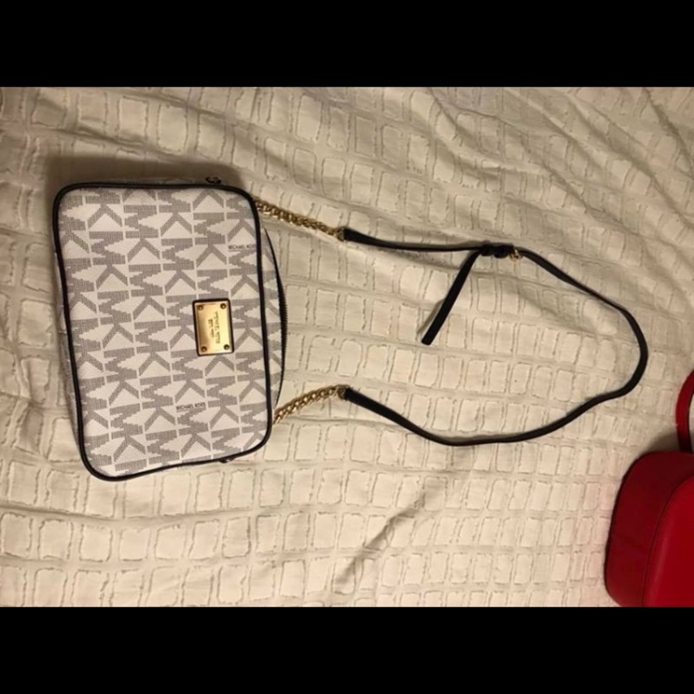 Michael Kors crossbody purse